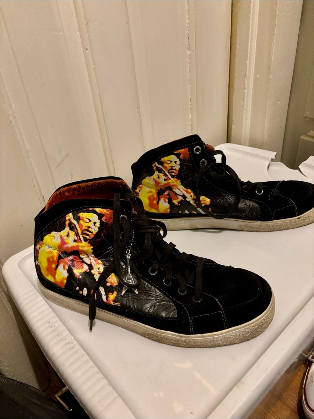 JIMI HENDRIX VINTAGE AUTHENTIC ATHLETIC FLAT FOOT FOOT SIZE 13